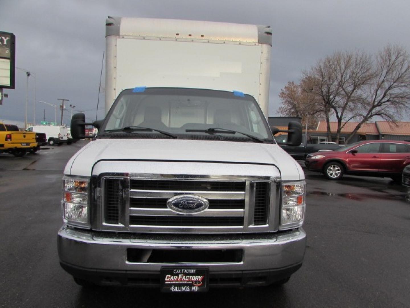 2019 White /Gray Ford Econoline Box van with liftgate (1FDWE3F68KD) with an 6.2 EFI V8 engine, Automatic transmission, located at 4562 State Avenue, Billings, MT, 59101, (406) 896-9833, 45.769516, -108.526772 - Photo#11